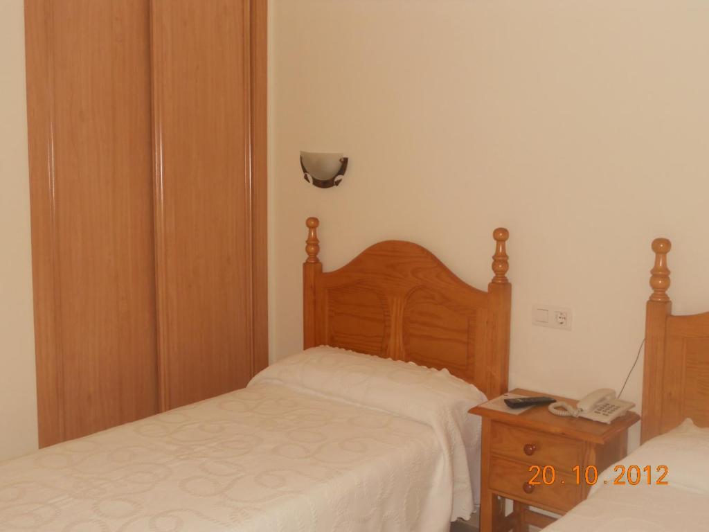 Hostal Restaurante Hermanos Zamora Palma del Río Szoba fotó