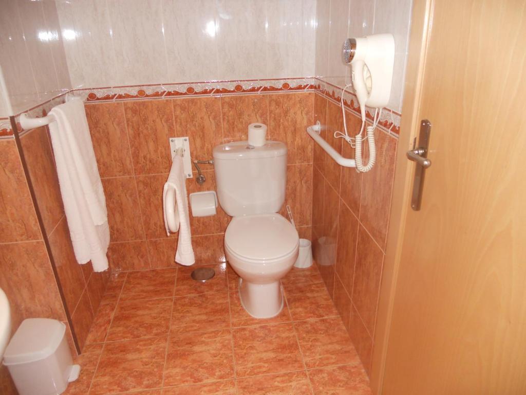 Hostal Restaurante Hermanos Zamora Palma del Río Kültér fotó
